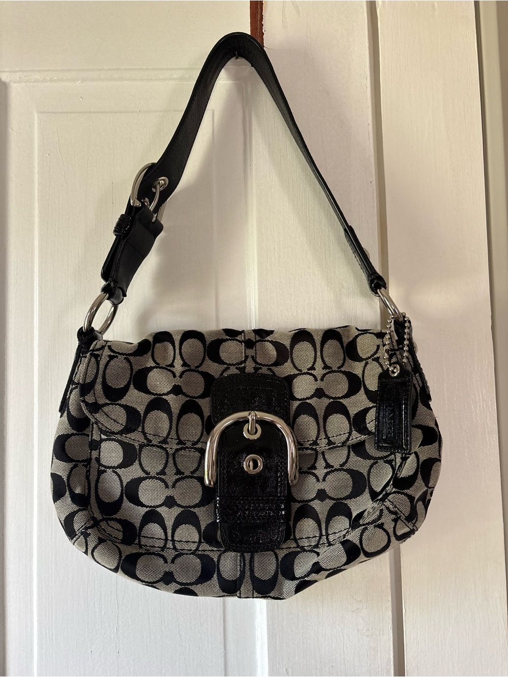 Coach Rare SoHo Signature Logo Buckle Black and Grey Y2K Shoulder Bag F15668
